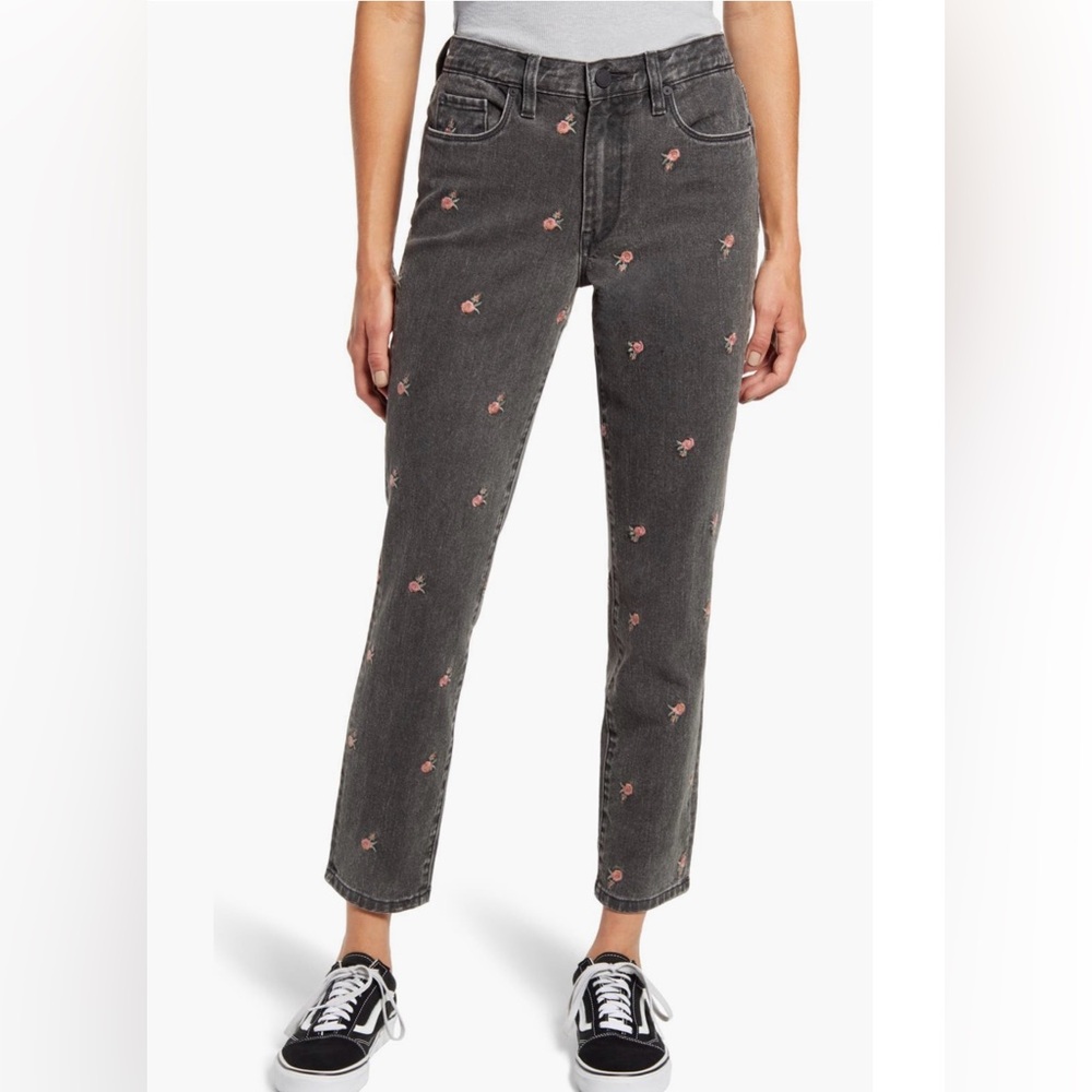 NWT BLANKNYC Rosebud Embroidered High Waist Crop Slim Jeans (Can't Handle)